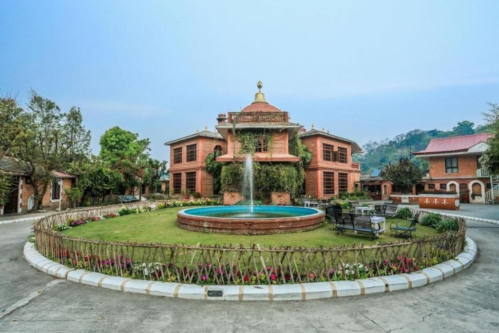 Grand Norling Hotel'S Resort Katmandu Dış mekan fotoğraf