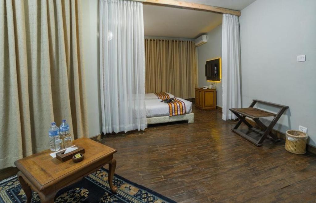 Grand Norling Hotel'S Resort Katmandu Dış mekan fotoğraf