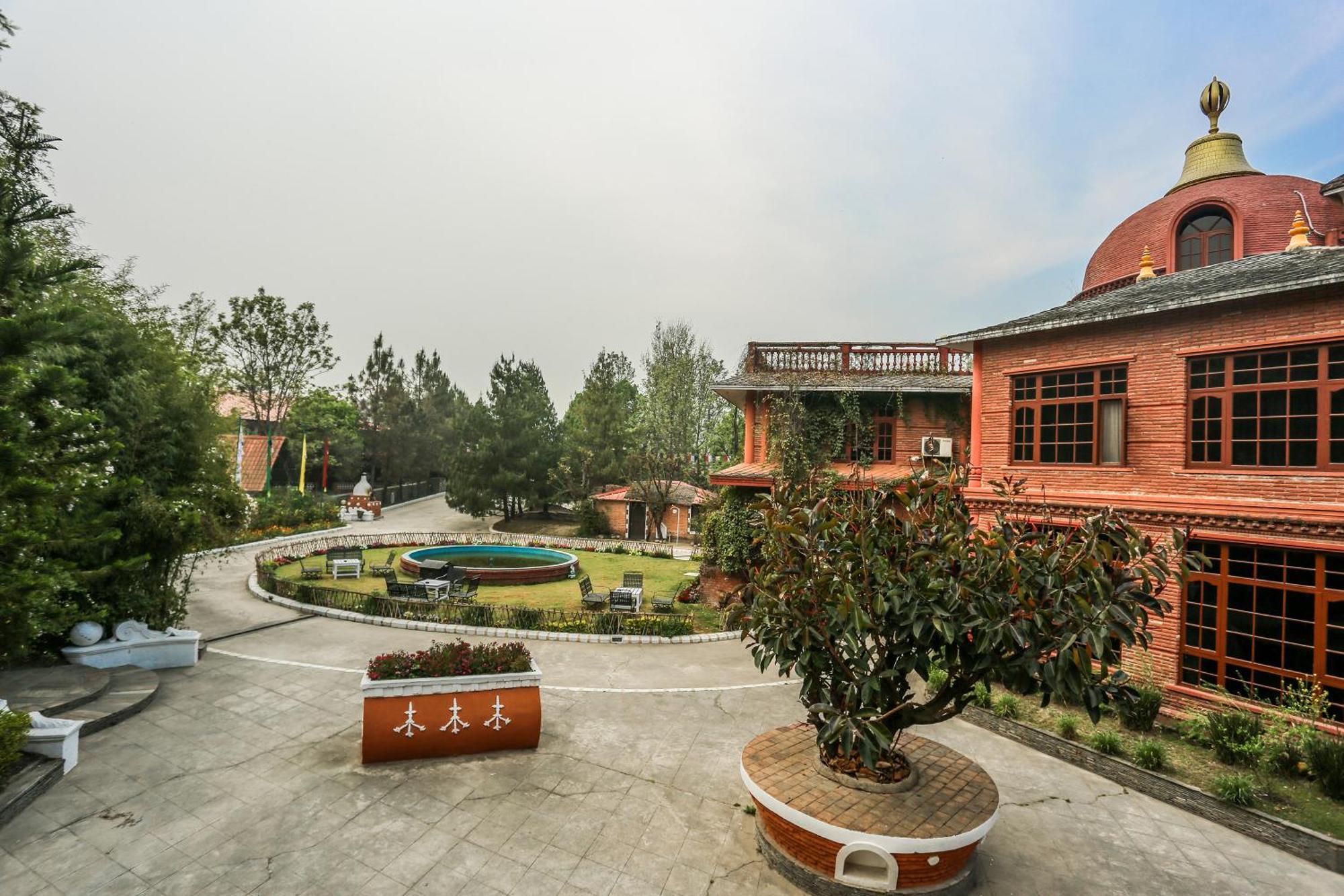 Grand Norling Hotel'S Resort Katmandu Dış mekan fotoğraf